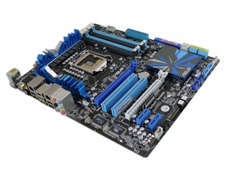 支援USB 3.0介面 ASUS P7P55D-E Premium