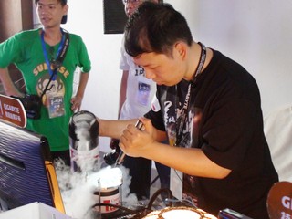 Team HK CentralField Live Talk Show 發表尖銳問題贏取CoolerMaster超頻架