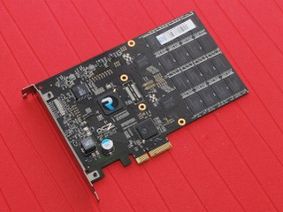 突破SATA2 提升速度 OCZ RevoDrive PCI-E SSD