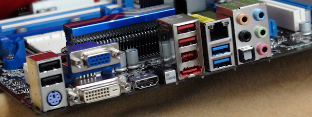 ASRock 890GX Extreme 4