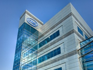 推動中國資訊科技產業發展 Intel 亞洲首間晶圓廠落成投產