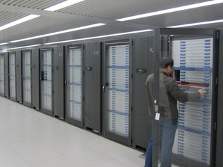 建構1,100億原子互動分子模擬 NVIDIA天河一號A再創新紀錄