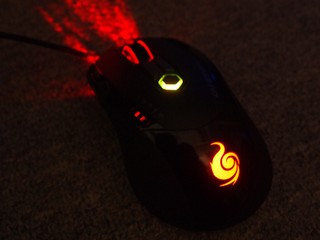 11按鍵、雙雷射感應器 CoolerMaster Storm Inferno遊戲滑鼠