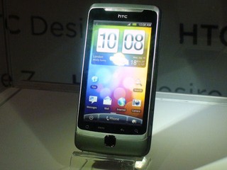 QWERTY鍵盤、新一代HTC Sense HTC Desire Z行動電話即日上市
