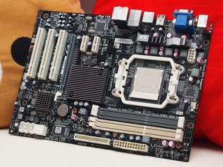 提供前置USB3.0設計 ECS A880GM-A3主機板