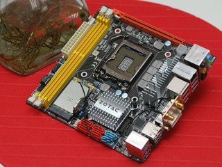 組裝最強新一代HTPC ZOTAC H67-ITX WiFi主機板
