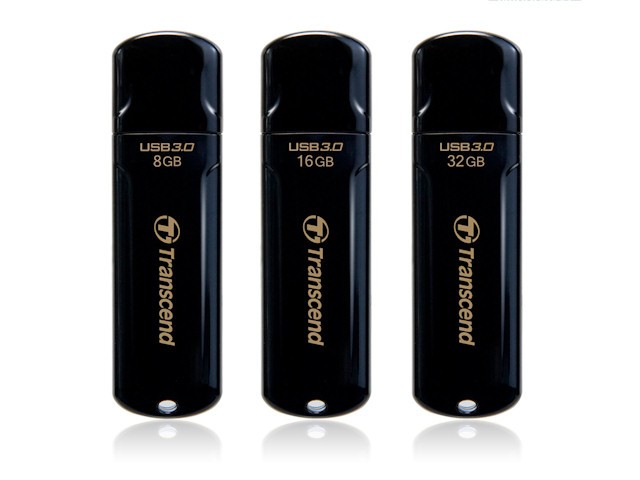 JetFlash 700