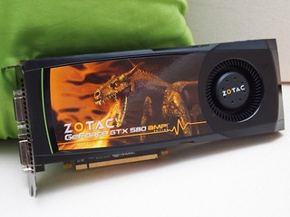 單卡皇者時脈再提升 ZOTAC GTX580 AMP! Edition
