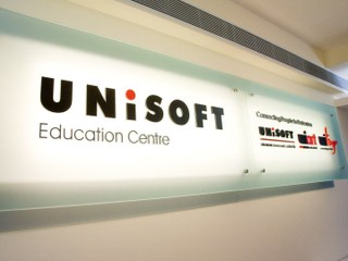 UNiSoft為業界培訓實戰IT工程師 與兩大I.T企業合作 提供入職機會
