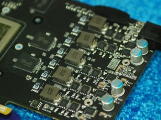  iGame550Ti-1024M D5 Ymir