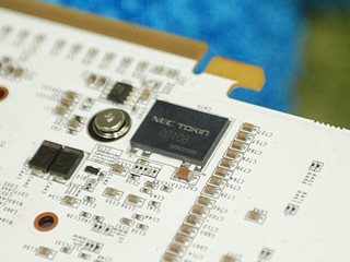 Galaxy GTX550 Ti White Edition