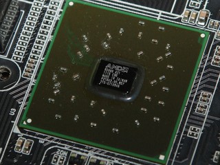 GA-990FXA-UD7
