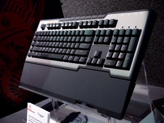 四種不同Cherry Switches組合而成 CM Storm「Trigger」遊戲競賽鍵盤
