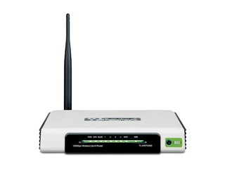 可接駁 PoE Injector使用 TL-WR743ND 路由器免費升級