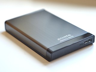 購買ADATA任何外置硬碟享優惠 優惠價換購SSD、記憶體模組、隨身碟