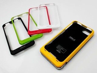 為iPhone 4提供充電、防刮保護 iWALK2000-Chameleon流動充電器 為iPhone 4提供充電、防刮保護 iWALK2000-Chameleon流動充電器