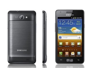 採用特大4.19 WVGA觸控屏 Samsung GALAXY R智慧型手機