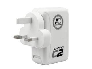 為遊旅用家提供手持裝置充電 Arctic Cooling Port USB充電器