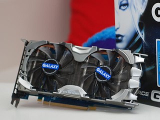 可拆式雙風扇散熱設計 GALAXY GeForce GTX 560雙刀刃