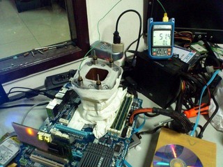 有机会赢得Z68系列主机板 GIGABYTE Locked"n"Loaded 超频赛