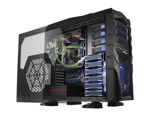 內建850GT水冷散熱模組 Thermaltake Chaser MK-I LCS