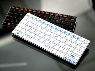 5.6mm、iPad 快速鍵 RAPOO Blade E6300 藍芽無線鍵盤