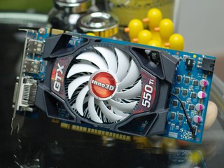 支援3屏顯示輸出 Inno3D GeForcGTX 550Ti
