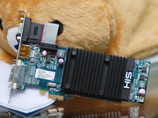 採用PCI-E x1介面 HIS 6450 Silence 2GB PCI-E x1