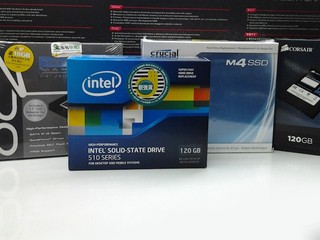 HDD漲價令SSD性價比大幅提升 CORSAIR性價比高 CRUCIAL玩家力捧 HDD漲價令SSD性價比大幅提升 CORSAIR性價比高 CRUCIAL玩家力捧