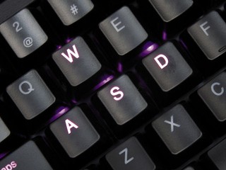 加追紫光LED型號 視覺效果更幻魅 Ducky DK9008 Shine 機械鍵盤 加追紫光LED型號 視覺效果更幻魅 Ducky DK9008 Shine 機械鍵盤