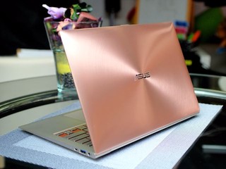 18mm超輕薄 金屬材質外殼 Asus Zenbook UX21E Ultrabook