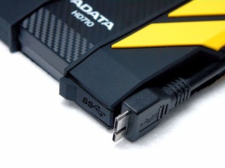 HD710