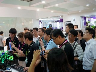 「Tin Shui Wai」計劃取得成功 以超高性能打破3DMARK世界紀錄 「Tin Shui Wai」計劃取得成功 以超高性能打破3DMARK世界紀錄