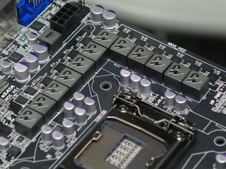 GIGABYTE GA-Z77X-UP5 TH
