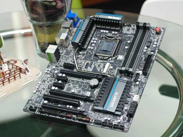 GIGABYTE GA-Z77X-UP5 TH