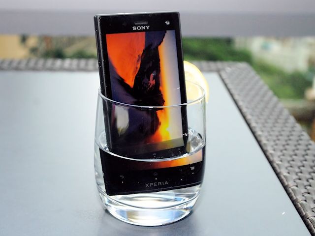 Sony Xperoa Acro S with glass