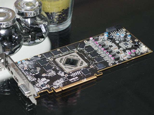  AMD Radeon HD 7970 GHz Edition