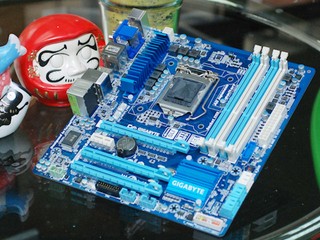 功能齐全、耐用m-ATX之选 GIGABYTE GA-Z77MX-D3H主机板