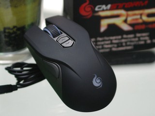 Omron switches、9 鍵設計 CM Storm  Recon 電競滑鼠