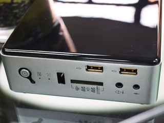 ZOTAC ZBOX nano AD12