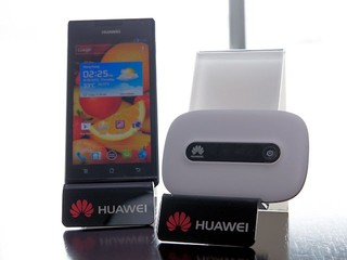 高規格、極速開機 Ascend P1 同時加映多款HUAWAI流動寬頻產品