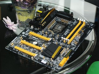 最強超頻利器之一 ASRock Z77 OC Formula主機板