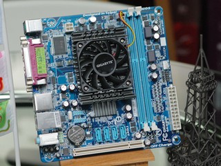 保留旧介面文书升级 GIGABYTE GA-E350N Mini-ITX主机板