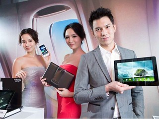  4核配1,300萬像素鏡頭變形手機 Asus PadFone 2 正式率先登陸台灣