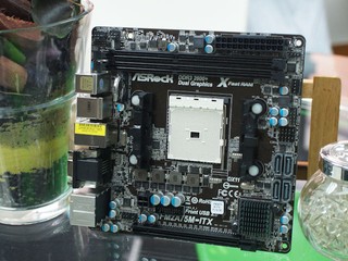 AMD「HTPC」新選擇 ASRock FM2A75M-ITX主機板