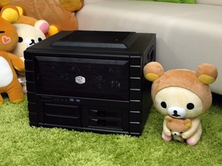 四方骰仔外型 可拆式層板 Cooler Master  HAF XB 機箱