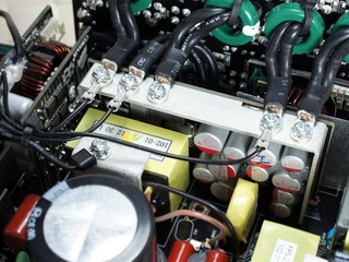 AX860i