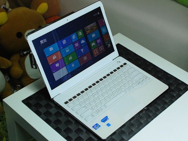 Fujitsu CH702