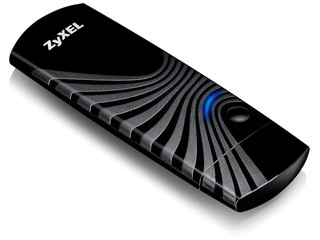 雙頻 450Mbps 高速連接、即插即用 ZyXEL NWD-2705 無線 USB 收發器