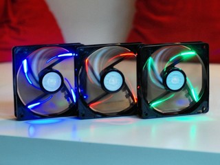 採用新一代軸承設計 Cooler Master SickleFlow X 鐮刀風扇